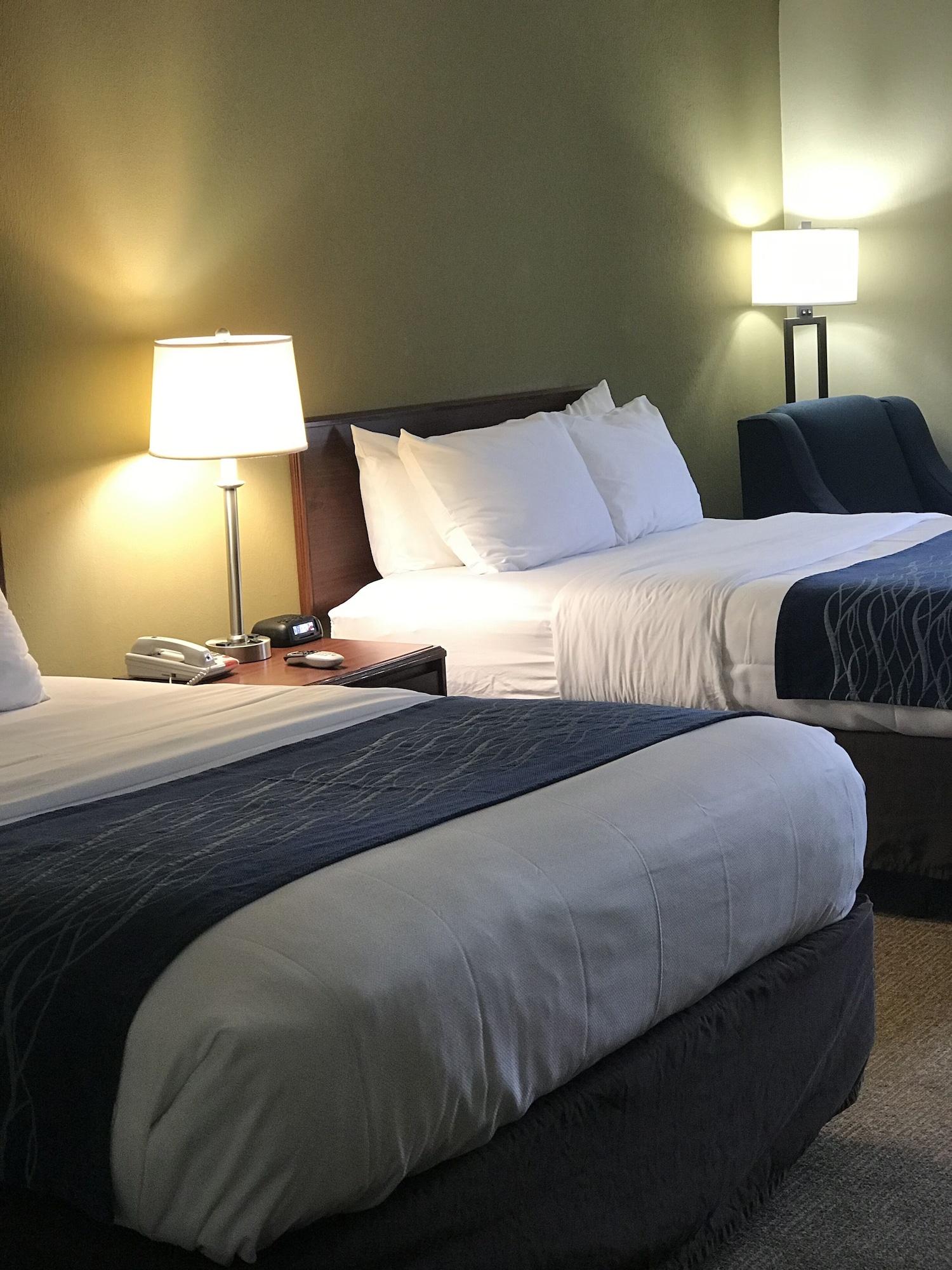 Comfort Inn Кембридж Экстерьер фото