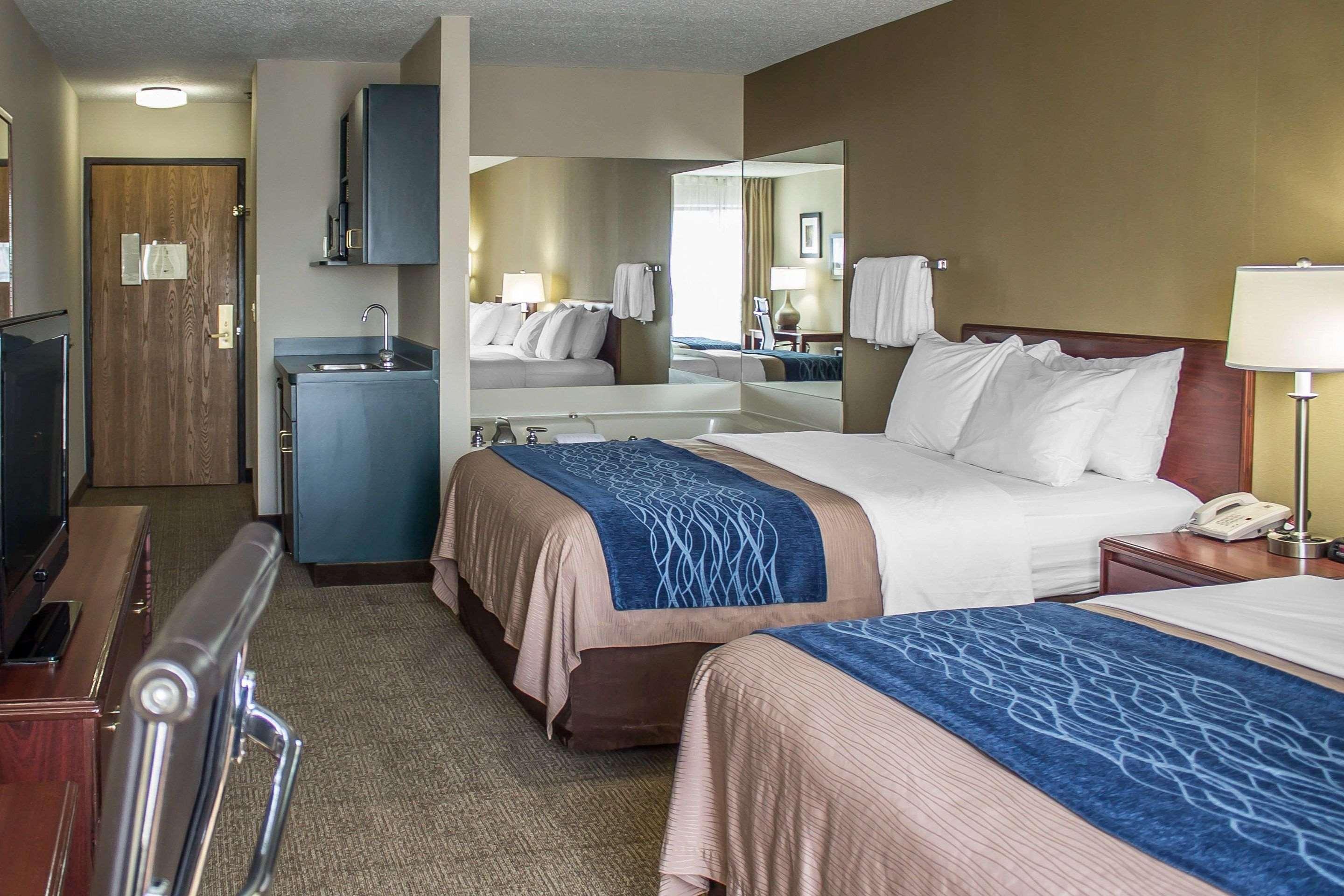 Comfort Inn Кембридж Экстерьер фото